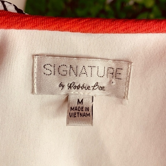 Robbie Bee Signature Black White ZigZag Stripped Dress Red Lining Size Medium - Picture 6 of 6